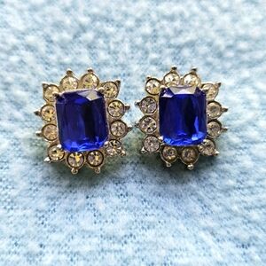 Vintage Avon Emerald Cut Button Faux Sapphire Earrings, Crystals, Blue, NWOT